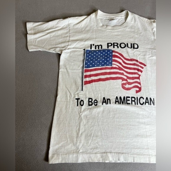 Vintage TShirt Single Stitch I’m proud to be an American Size S USA Flag - Picture 6 of 16